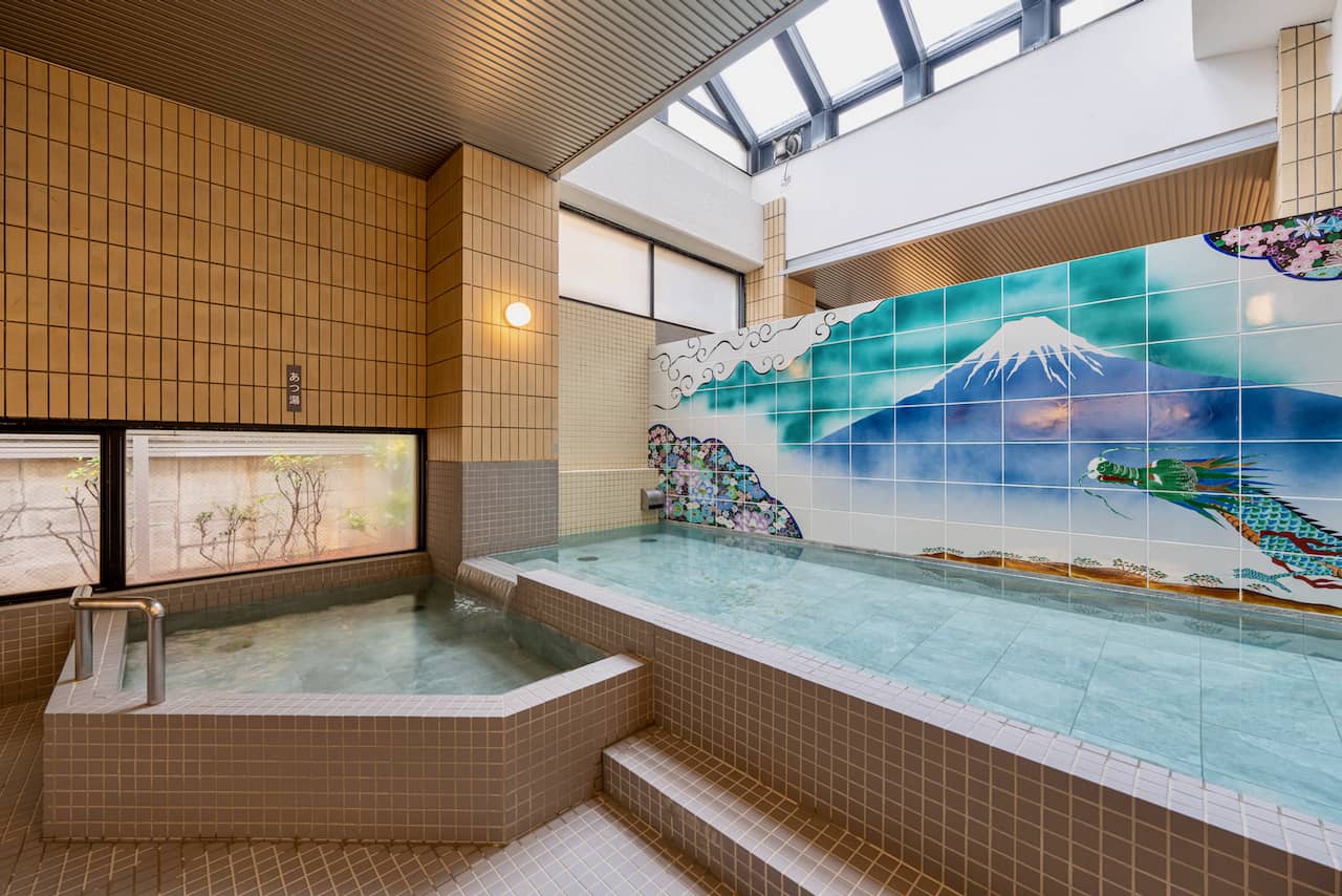 11月26日、銭湯「松の湯」が復活オープン